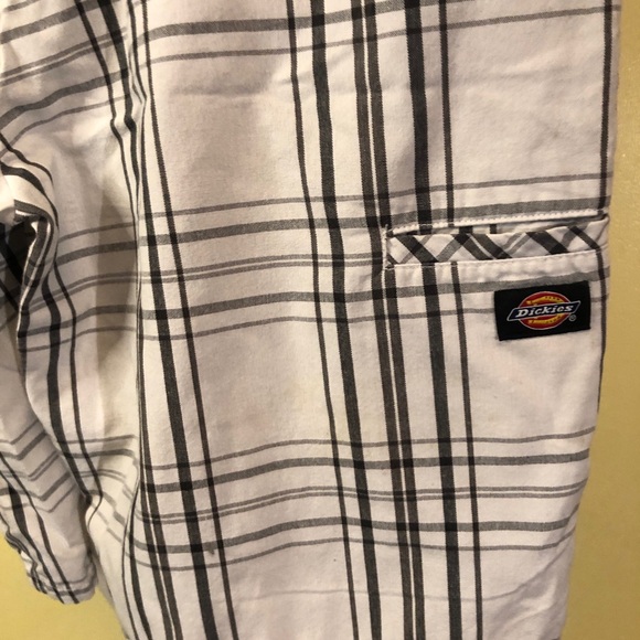 Dickies  💐Black and White Flat Front Shorts - Picture 5 of 7